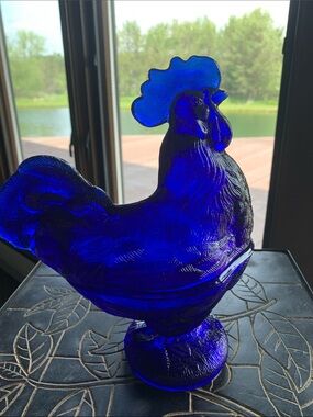 Vintage Cobalt Blue Rooster on a Nest